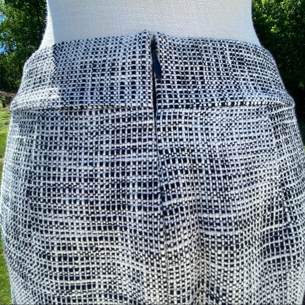 BR Black/White Textured Pencil Skirt, 4. - Picture 9 of 12